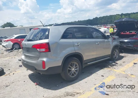 2015 Kia Sorento Lx из США, поврежденный, VIN 5XYKT4A67FG600382